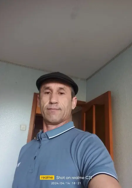 Я Жора, 45, из Челябинска, ищу знакомства на одну ночь