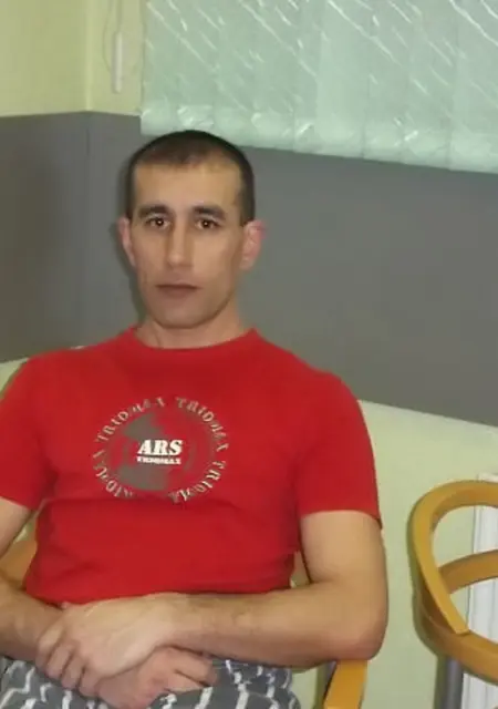 Я Захар, 51, знакомлюсь без обязательств в Туле