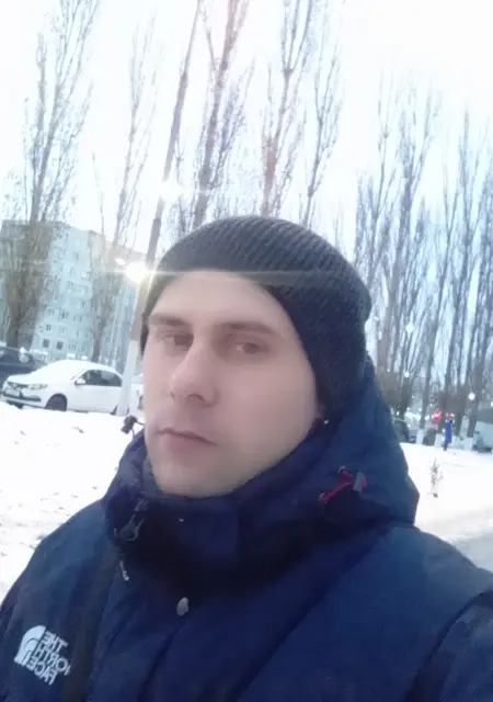 Я Алексей, 28, из Старого Оскола, ищу знакомство для постоянных отношений