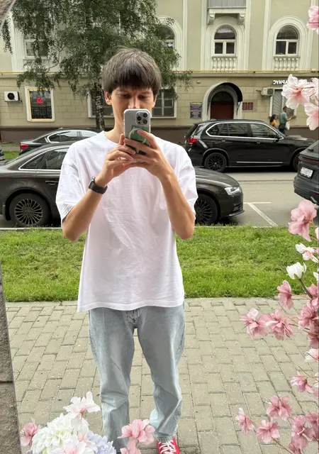 Дмитрий из Ульяновска, мне 32, познакомлюсь для приятного времяпровождения