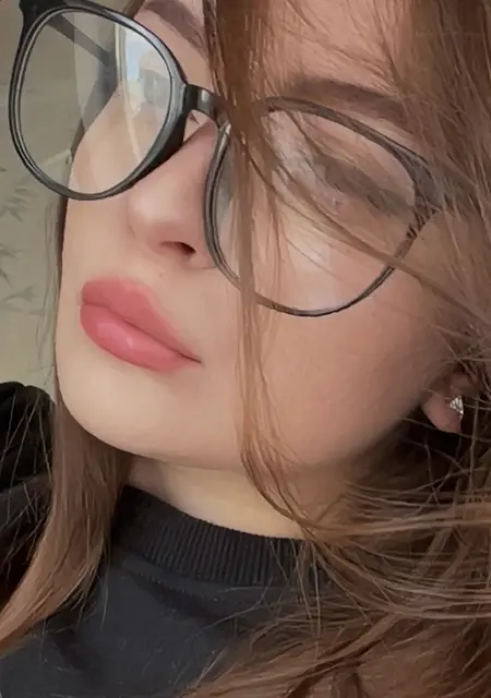 Mary из Саратова, ищу на сайте знакомства на одну ночь