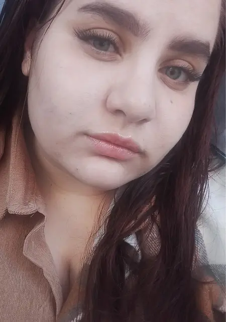 Анастасия из Барнаула, мне 25, познакомлюсь без обязательств