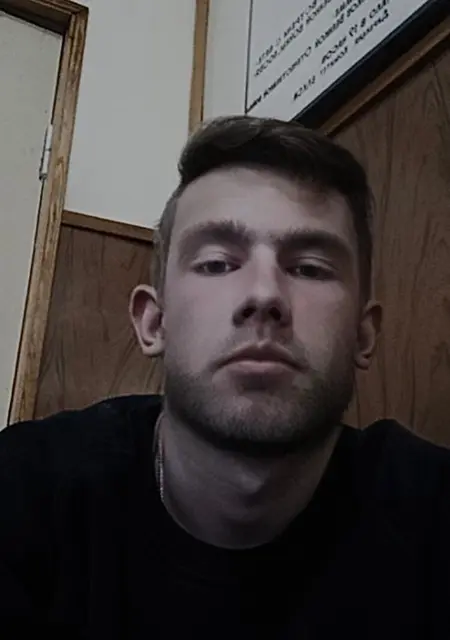 Алексей из Гусева, ищу на сайте знакомства на одну ночь