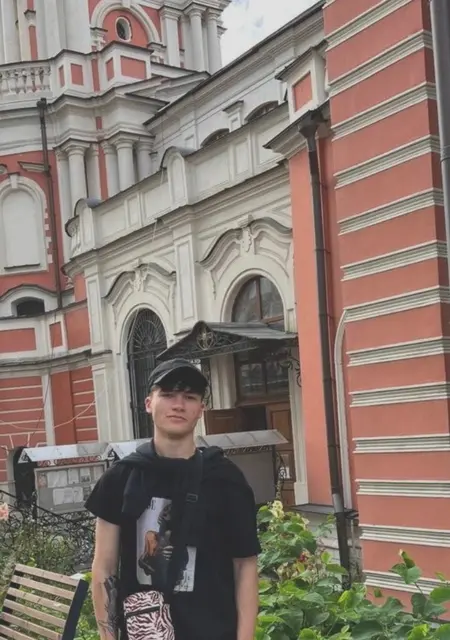 Я Матвей, 20, знакомлюсь для приятного времяпровождения в Владимире