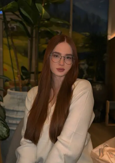 Я Полина, 20, знакомлюсь для вирта в Москве