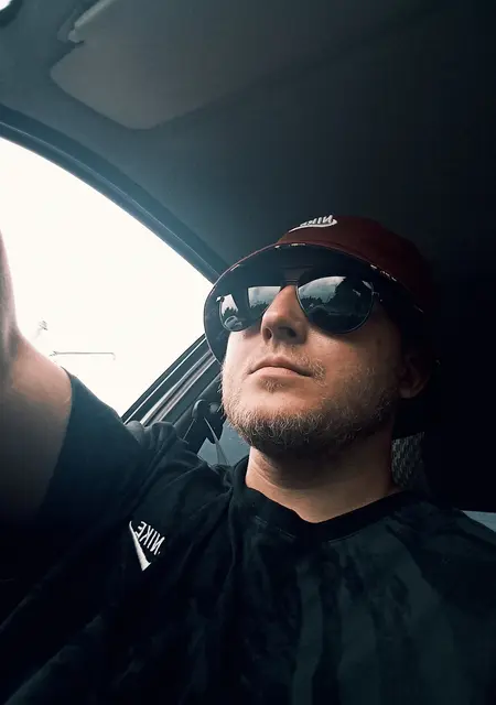 Лев из Киселевска, мне 32, познакомлюсь на одну ночь