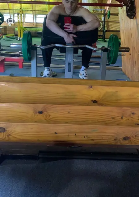 Марат из Чехова, мне 20, познакомлюсь для дружбы