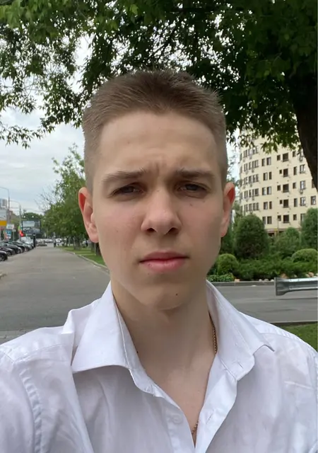 Я Артём, 19, знакомлюсь без обязательств в Кольчугине