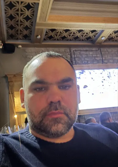 Я Алексей, 37, знакомлюсь на одну ночь в Москве