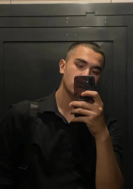 Hunter из Волгограда, мне 20, познакомлюсь на одну ночь