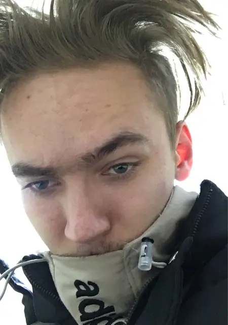 Я Nikita, 21, знакомлюсь без обязательств в Новосибирске