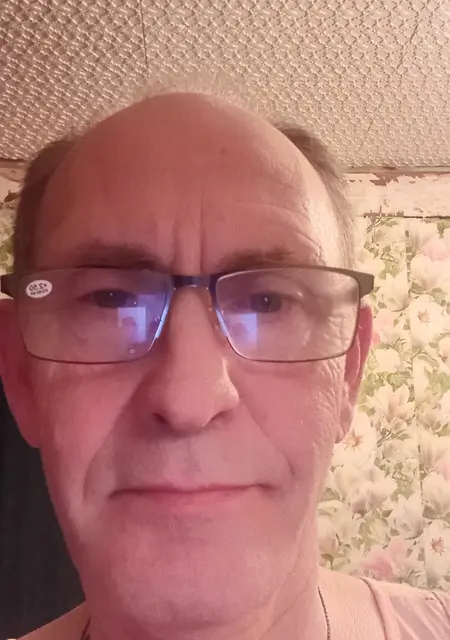 Я Художник, 59, знакомлюсь для постоянных отношений в Москве