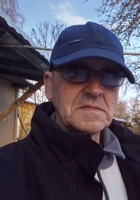 Сергей из Санкт-Петербурга, ищу на сайте приятное времяпровождение