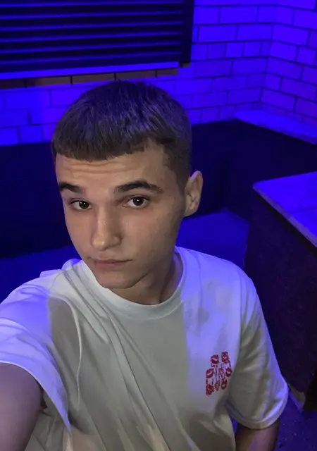 Я Валерий, 21, знакомлюсь для дружбы в Домодедове