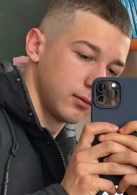 Тимур из Армавира, ищу на сайте общение