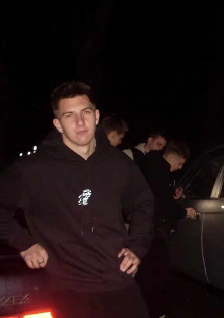 Я Иван Бывшев, 18, знакомлюсь без обязательств в Орле