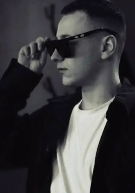 Я Руслан, 19, знакомлюсь для дружбы в Владивостоке