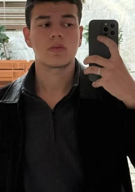 Аза из Красноярска, ищу на сайте знакомства на одну ночь