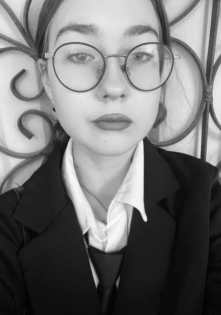 Леночка из Архангельска, мне 21, познакомлюсь для приятного времяпровождения