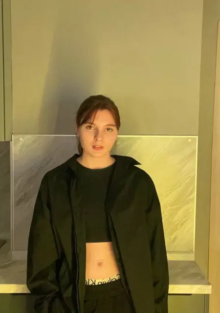 Я Лекса, 21, из Ханты-Мансийска, ищу знакомства на одну ночь