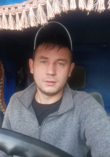 Я Николай, 36, из Соликамска, ищу знакомства на одну ночь