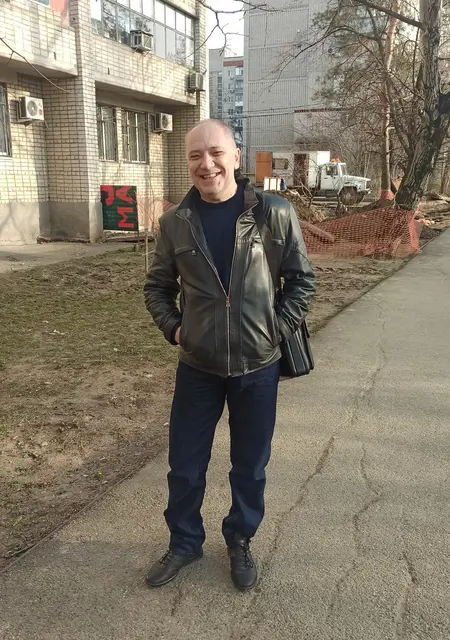Я Влад, 58, знакомлюсь для открытые отношения в Краснодаре