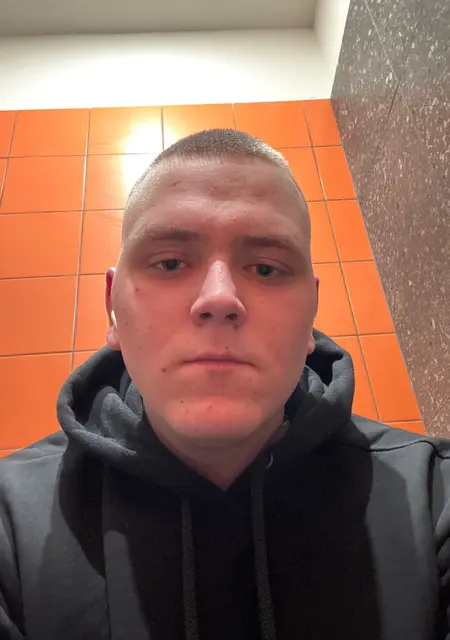 Александр из Комсомольска-на-Амуре, ищу на сайте знакомства на одну ночь