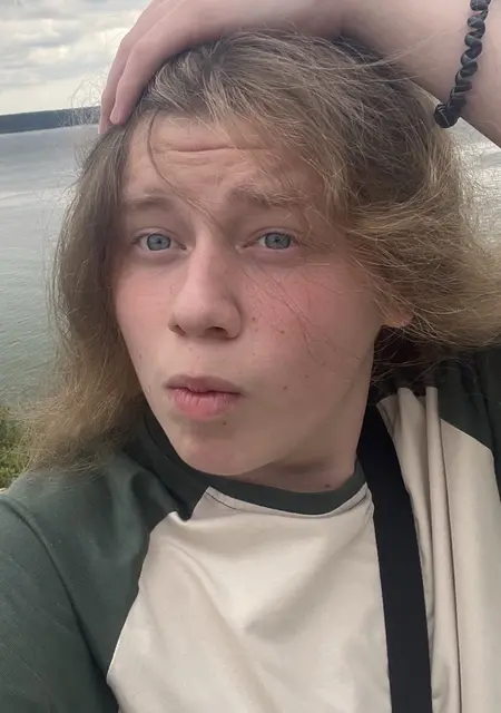 Я Misha, 18, из Добрянки, ищу знакомство для вирта