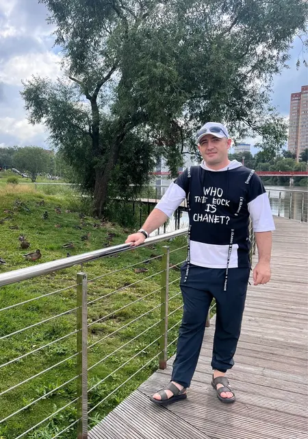 Я Александр, 40, из Санкт-Петербурга, ищу знакомства без обязательств