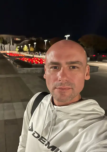 Сергей из Воронежа, ищу на сайте совместные путешествия