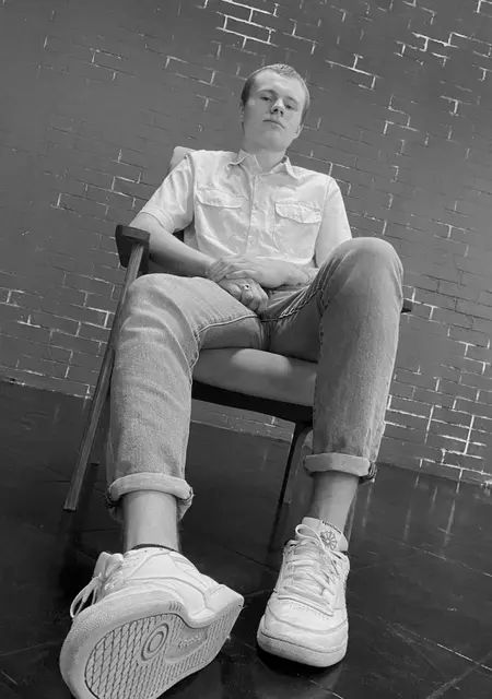 Я Рома, 26, из Тимашевска, ищу знакомства на одну ночь