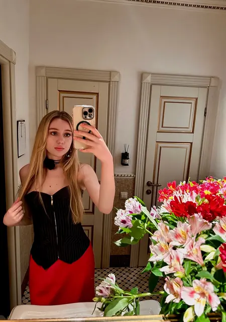 Альбина из Севастополя, мне 23, познакомлюсь для дружбы