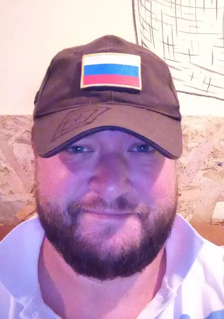 Александр из Гатчины, ищу на сайте знакомства на одну ночь