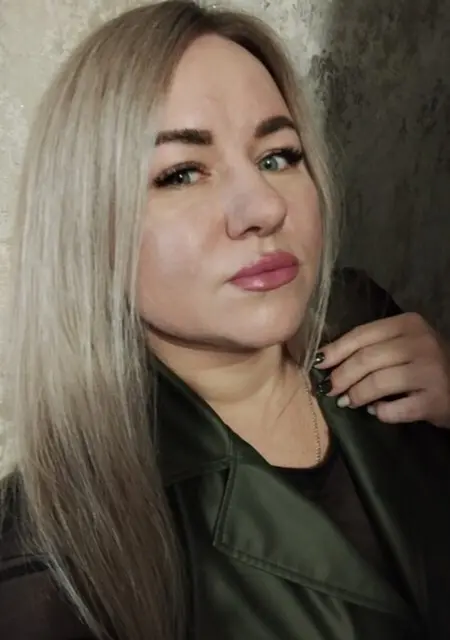 Я Милена, 37, из Санкт-Петербурга, ищу знакомство для постоянных отношений