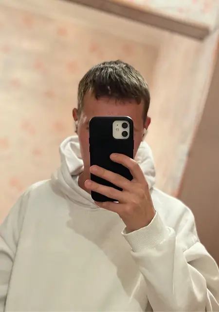 Серёжа из Братска, ищу на сайте знакомства на одну ночь