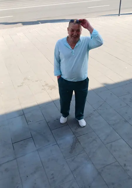 Рифкат из Уфы, мне 48, познакомлюсь для открытые отношения