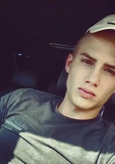 Я Tony, 29, из Нового Уренгоя, ищу знакомство для вирта