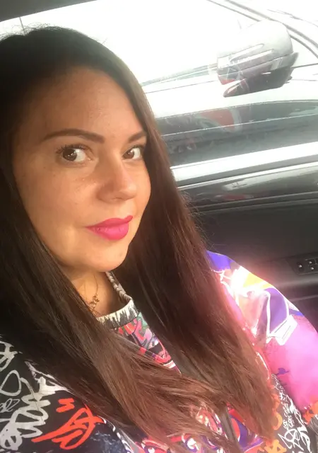 Я Натали, 41, из Санкт-Петербурга, ищу знакомство для дружбы