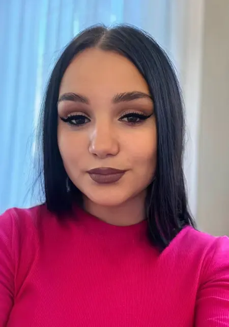 Я Ксения, 20, из Тамбова, ищу знакомство для приятного времяпровождения