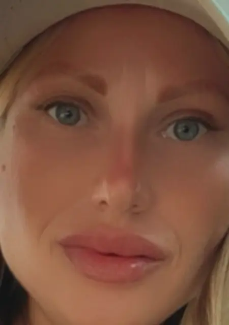 Таня из Санкт-Петербурга, мне 37, познакомлюсь для приятного времяпровождения