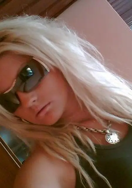 Я Алина, 23, из Дмитрова, ищу знакомства на одну ночь