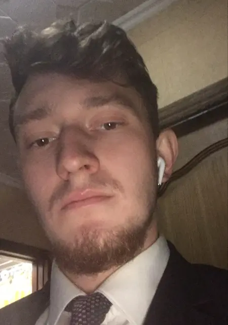 Я Dmitry, 26, знакомлюсь на одну ночь в Москве