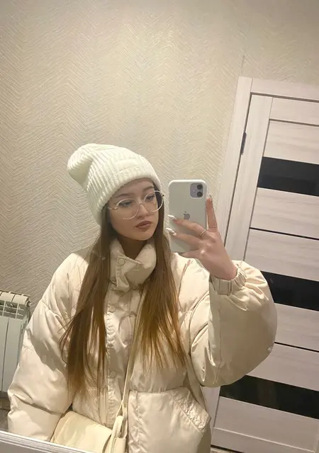 Дарья из Абакана, ищу на сайте постоянные отношения