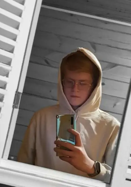 Артур из Иркутска, мне 20, познакомлюсь на одну ночь