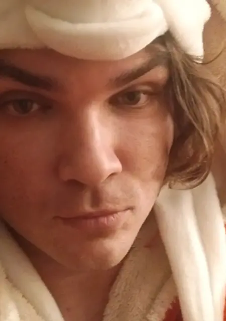 Евгений из Пятигорска, мне 32, познакомлюсь для вирта