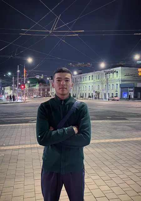 Я Lazizbek, 18, знакомлюсь на одну ночь в Туле