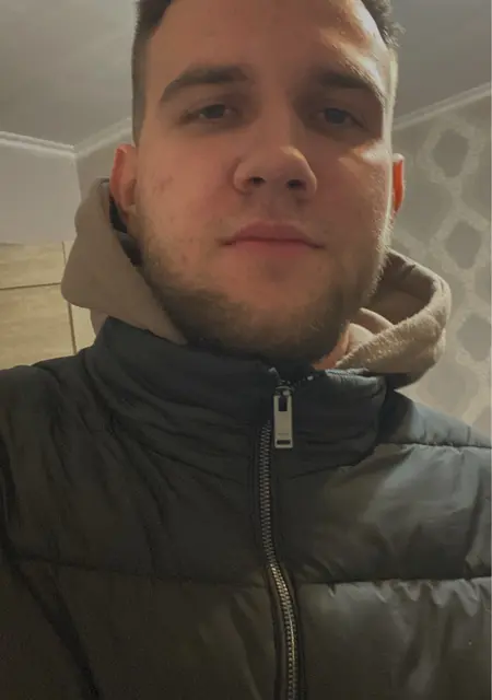 Я Артем, 27, знакомлюсь без обязательств в Дмитрове