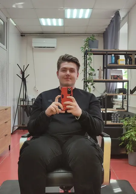 Я Дима, 18, знакомлюсь без обязательств в Старом Осколе