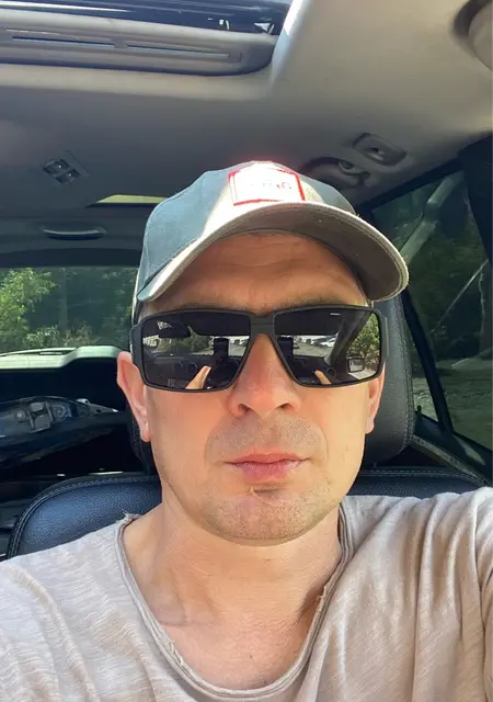 Я Алексей, 40, знакомлюсь для приятного времяпровождения в Болотном