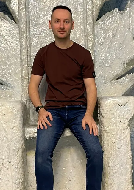 Герман из Астрахани, мне 32, познакомлюсь без обязательств